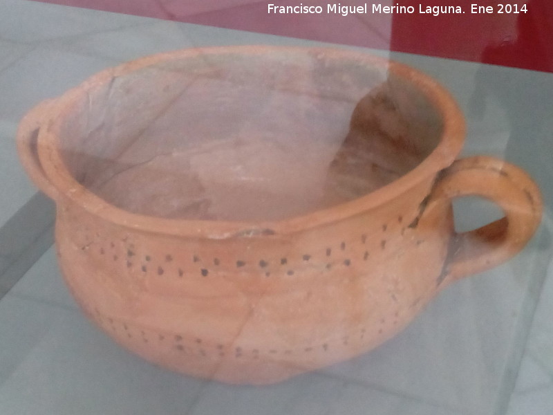 Cerro del Mar - Cerro del Mar. Copa Siglo I a.C. Museo Arqueol�gico de V�lez-M�laga