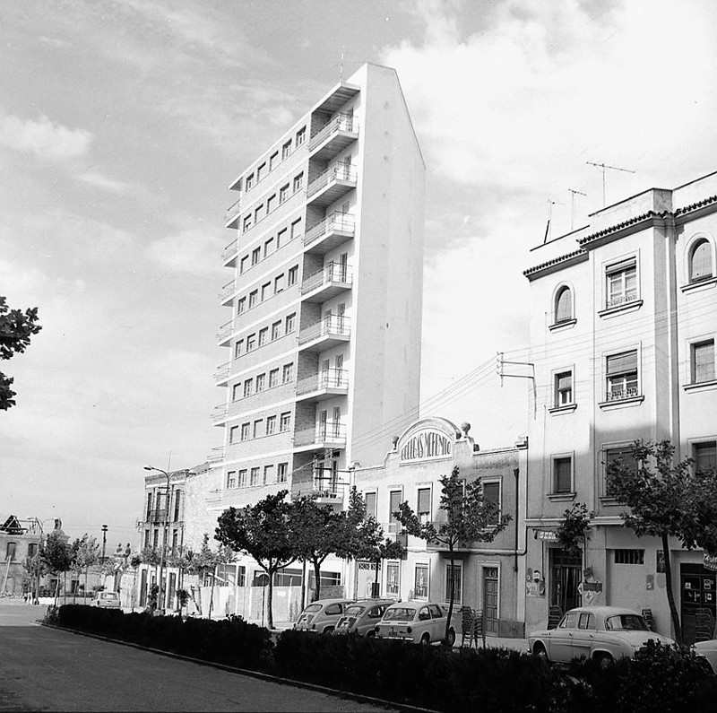 Paseo de la Estacin - Paseo de la Estacin. Foto antigua. Archivo IEG