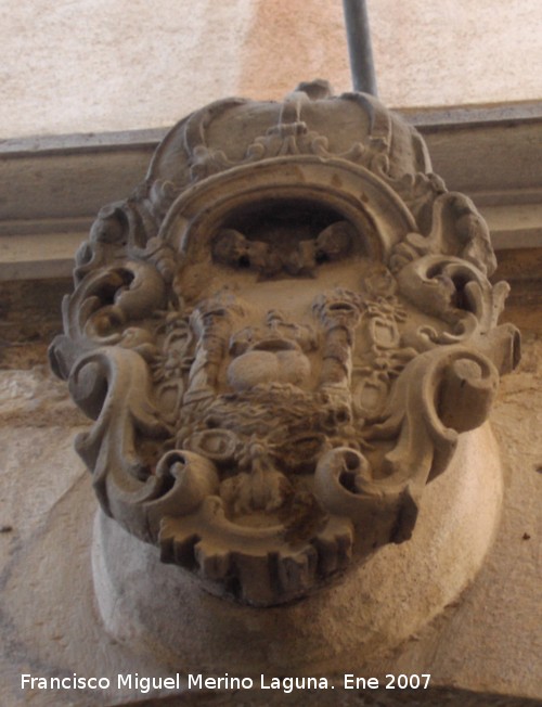 Convento de los Jesuitas - Convento de los Jesuitas. Escudo de la puerta de la iglesia