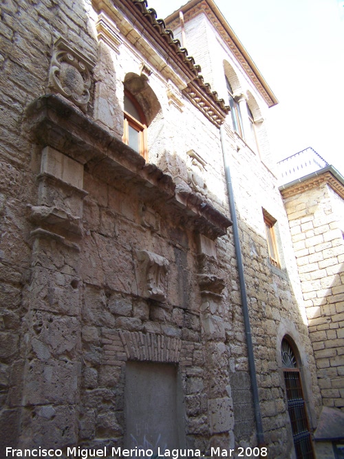 Convento de los Jesuitas - Convento de los Jesuitas. Portada calle Escuelas