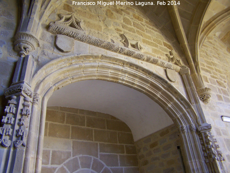 Colegiata de Santa Mara de los Reales Alczares. Capilla II del Claustro - Colegiata de Santa Mara de los Reales Alczares. Capilla II del Claustro. 