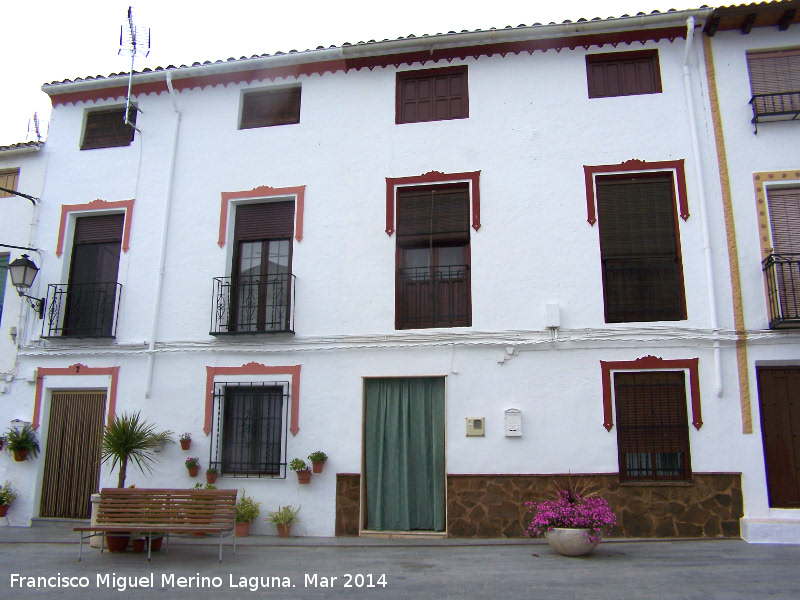 Casa de la Plaza de la Constitucin de Arbuniel n 7 - Casa de la Plaza de la Constitucin de Arbuniel n 7. Fachada