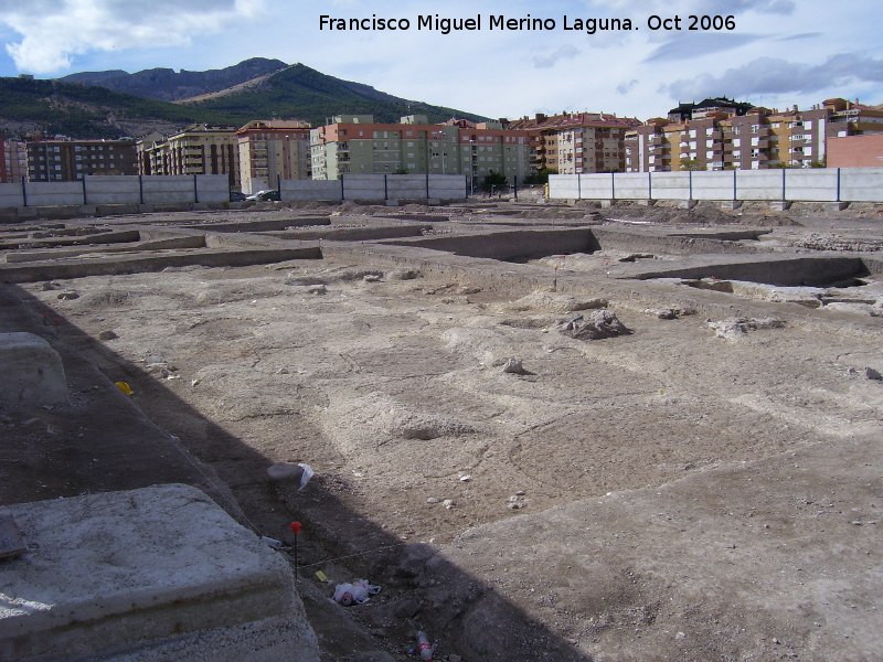 Marroques Bajos. Yacimiento de la Ciudad de la Justicia - Marroques Bajos. Yacimiento de la Ciudad de la Justicia. 