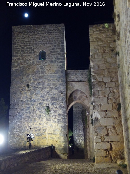 Castillo Nuevo de Santa Catalina. Torre de la Capilla - Castillo Nuevo de Santa Catalina. Torre de la Capilla. Con la Super Luna