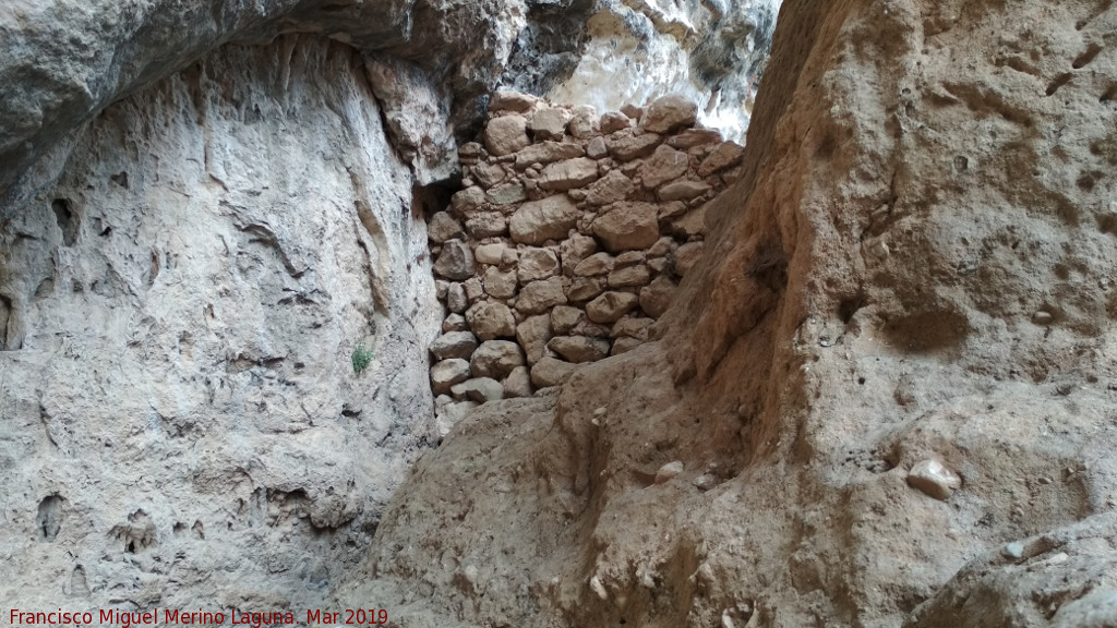 Oratorio visigodo de Giribaile. Celdas - Oratorio visigodo de Giribaile. Celdas. Muro