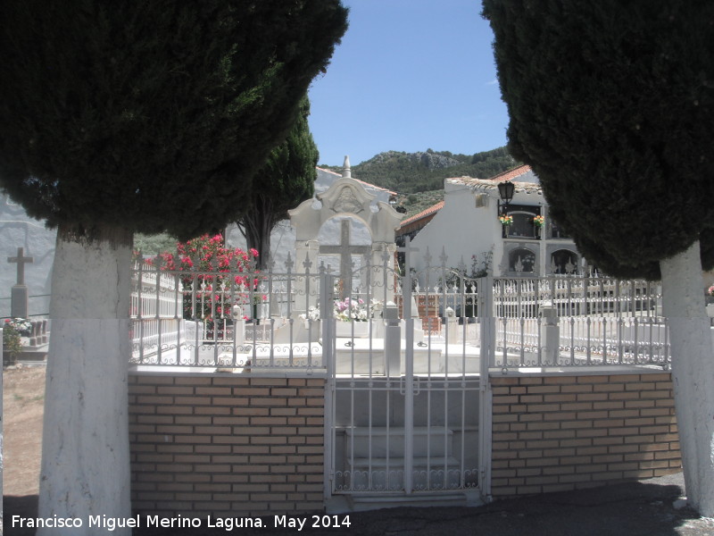 Cementerio de Jamilena - Cementerio de Jamilena. Mausoleo