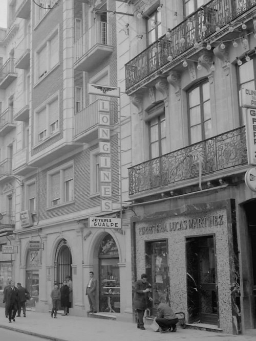 Edificio de la Calle Bernab Soriano n 22 - Edificio de la Calle Bernab Soriano n 22. Foto antigua