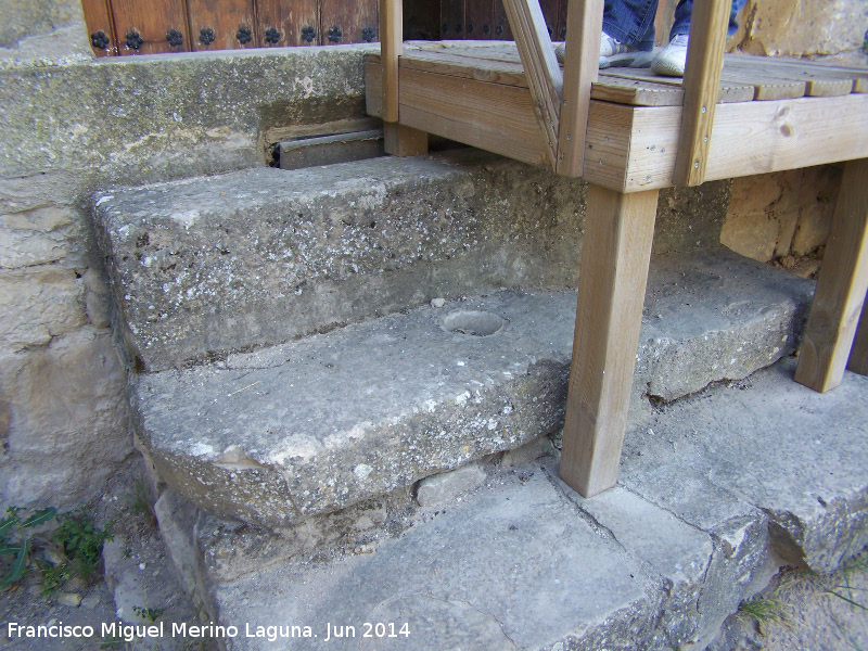 Castillo de Sabiote. Torre Baluarte - Castillo de Sabiote. Torre Baluarte. Escaleras de la puerta