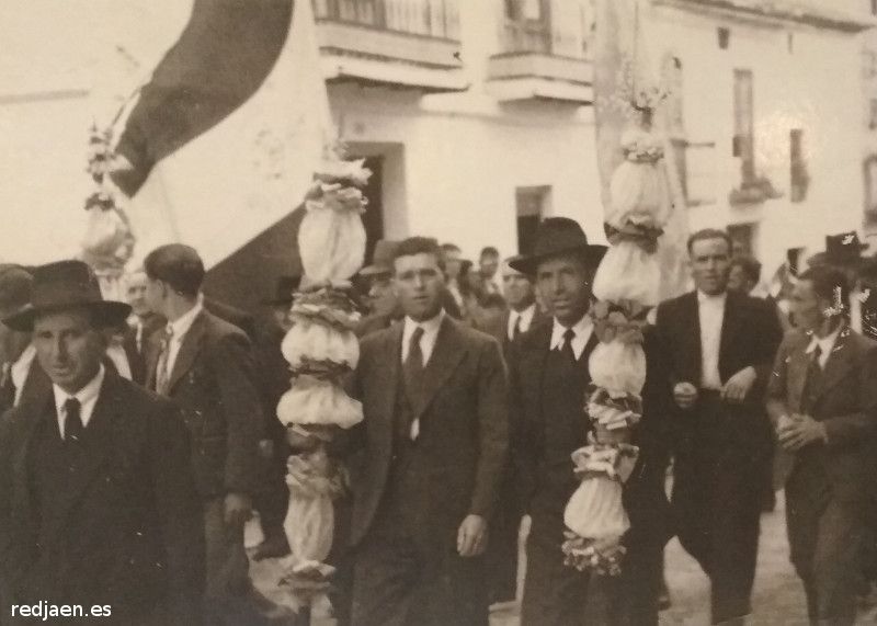 Fiestas de Ntra Sra del Rosario - Fiestas de Ntra Sra del Rosario. Recogida de alabarderos y escopeteros. Foto antigua