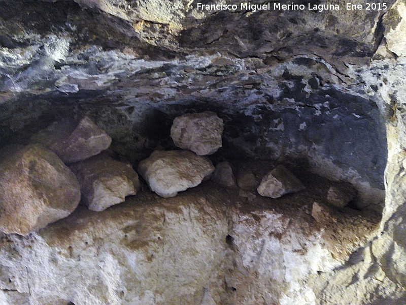 Cuevas Piquita. Cueva XIV - Cuevas Piquita. Cueva XIV. Hornacina esquinera