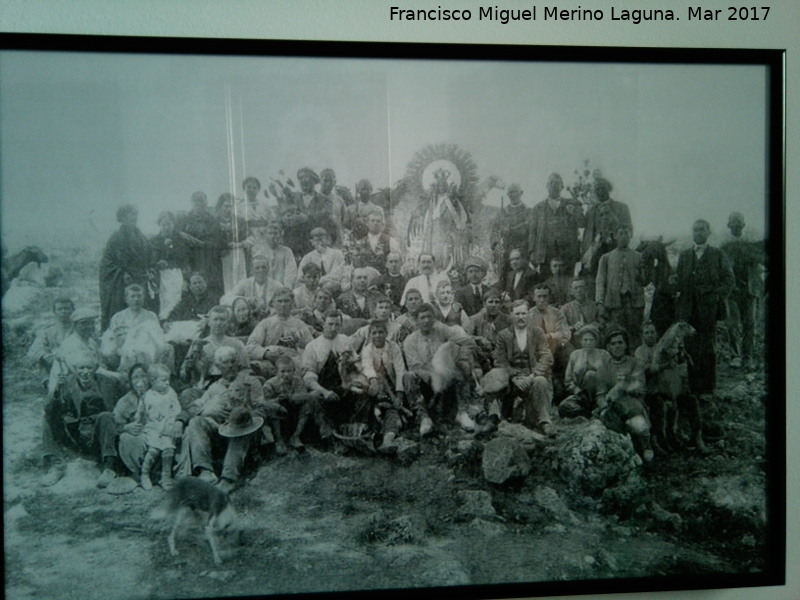 Casa de la Cofrada de la Virgen de la Estrella - Casa de la Cofrada de la Virgen de la Estrella. Primera foto de la Romera en 1919