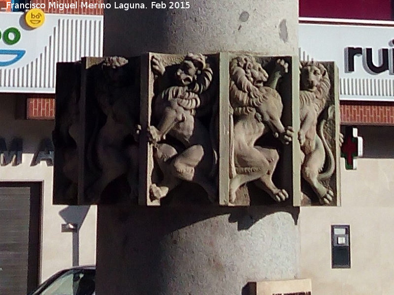 Monumento a la Constitucin - Monumento a la Constitucin. Leones