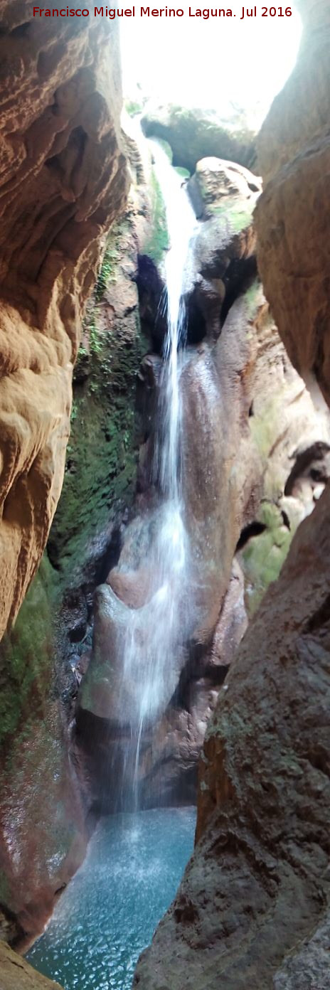 Cueva del Agua - Cueva del Agua. Cascada