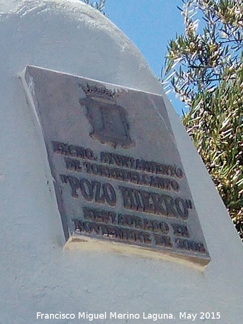 Pozo Hierro - Pozo Hierro. Placa