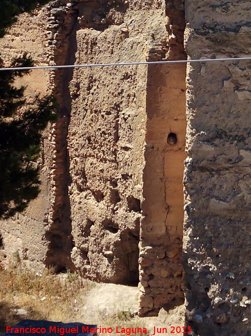 Muralla de Jan. Lienzo Norte XVI - Muralla de Jan. Lienzo Norte XVI. Mechinales de la caseta de guardia