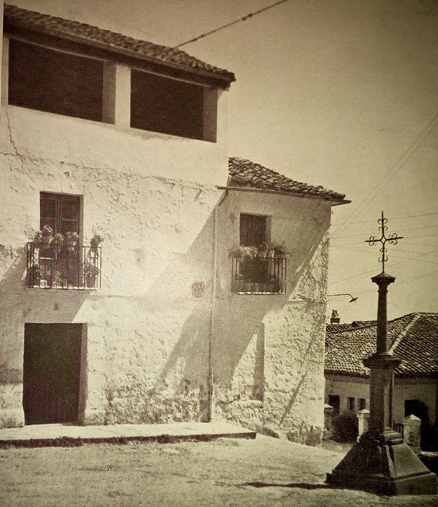 Cruz de Hierro - Cruz de Hierro. Foto antigua