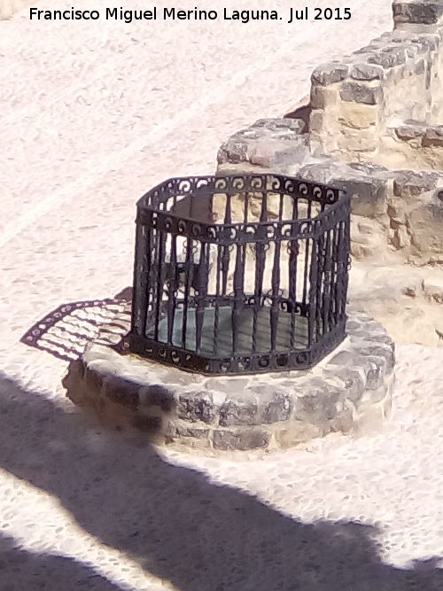 La Mota. Aljibe de la Plaza Baja - La Mota. Aljibe de la Plaza Baja. 