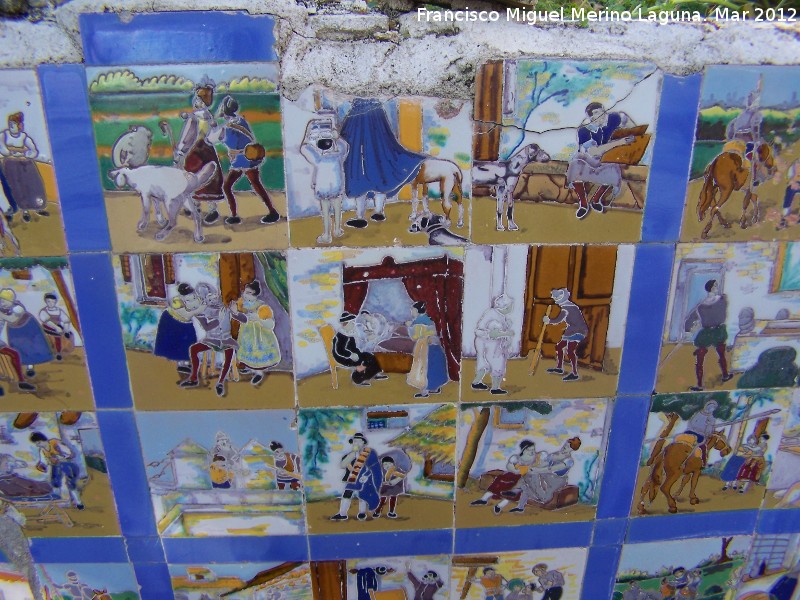 Paseo de los Adoquines - Paseo de los Adoquines. Azulejos del Quijote