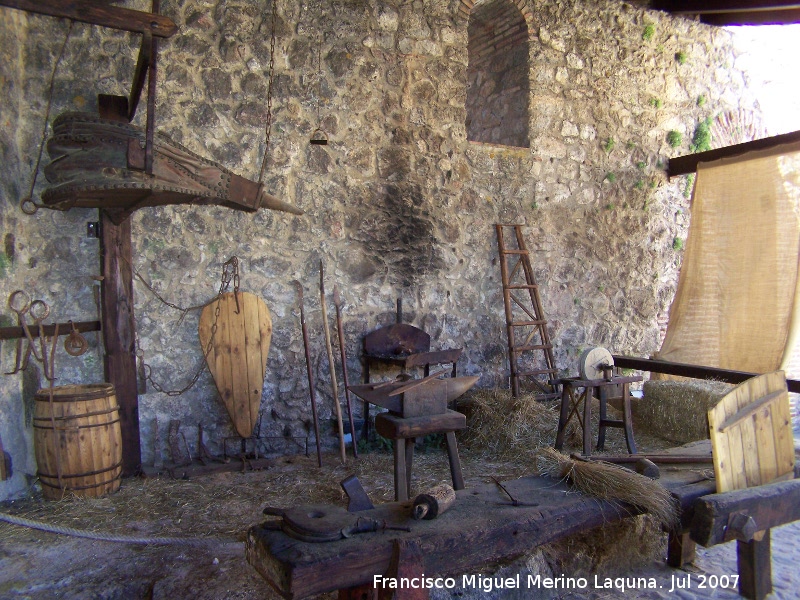 Patio de Armas - Patio de Armas. Fragua