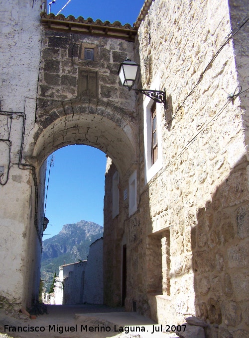 Arco de Cavalcavia - Arco de Cavalcavia. Desde la Calle del Altozano