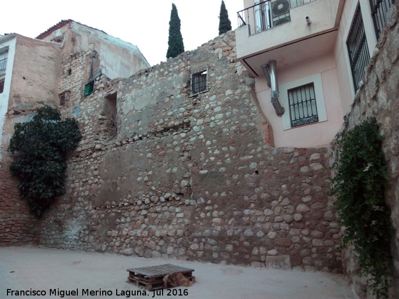 Calle Alcalda - Calle Alcalda. Murallas