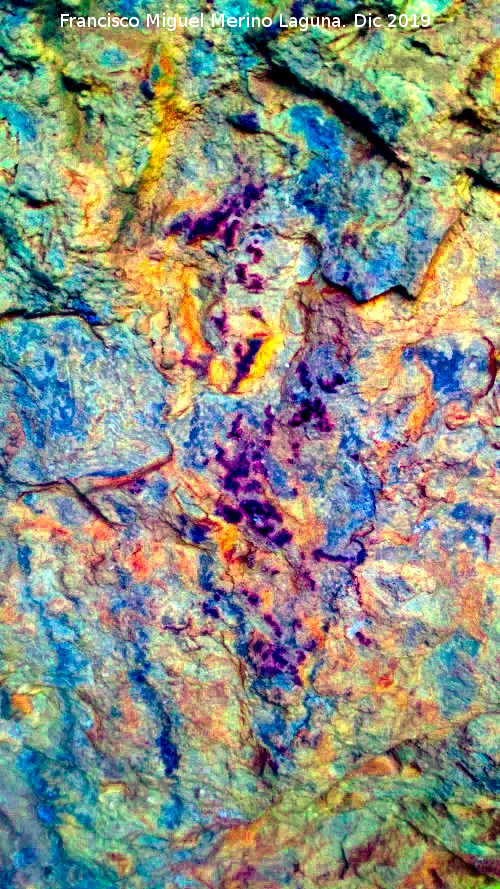 Pinturas rupestres del Abrigo de Mingo - Pinturas rupestres del Abrigo de Mingo. Tratada con Dstretch