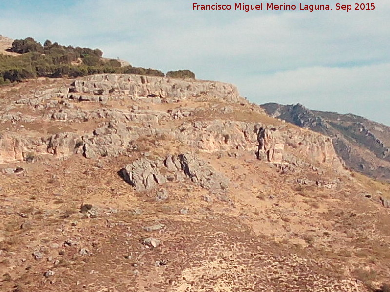 Pinturas rupestres de la Serrezuela de Pegalajar III - Pinturas rupestres de la Serrezuela de Pegalajar III. Zona donde se encuentran