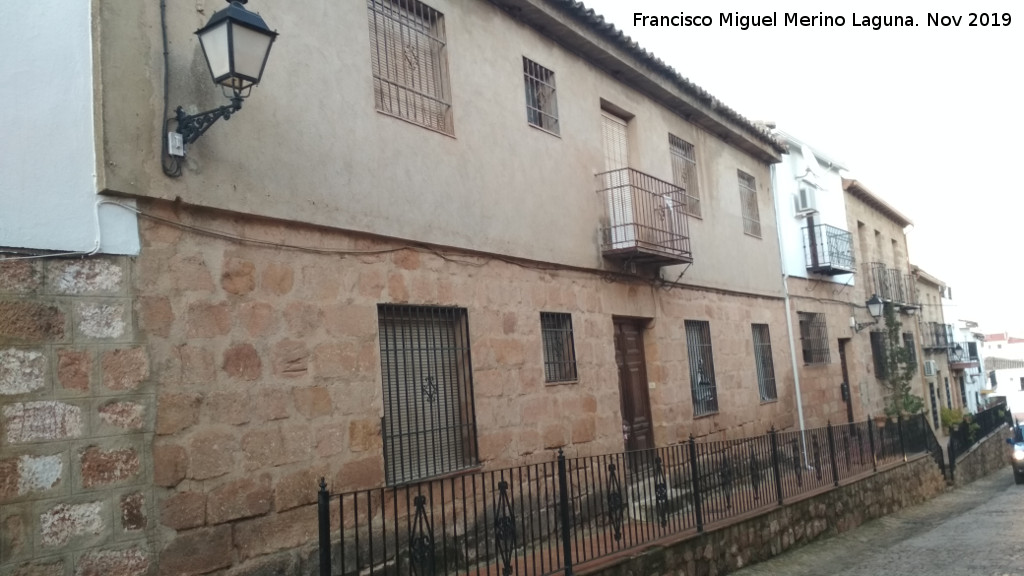 Casa de la Avenida de Linares n 1 - Casa de la Avenida de Linares n 1. 
