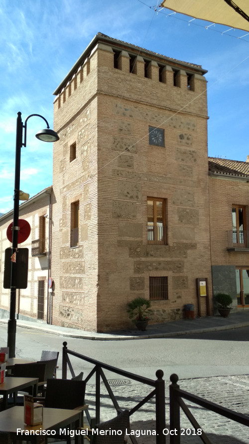 Castillo-Palacio de los Condes de Sstago - Castillo-Palacio de los Condes de Sstago. 