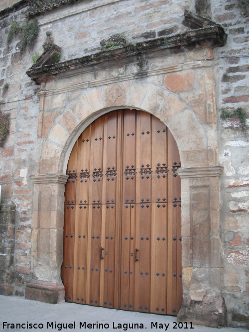 Iglesia de Ntra Sra de la Paz - Iglesia de Ntra Sra de la Paz. Portada lateral