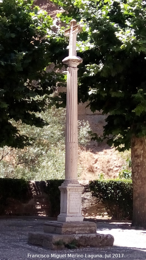 Cruz de San Pedro y San Pablo - Cruz de San Pedro y San Pablo. 