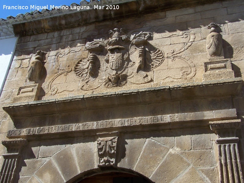 Palacio de Los Marqueses de Camarasa - Palacio de Los Marqueses de Camarasa. Detalle de la portada