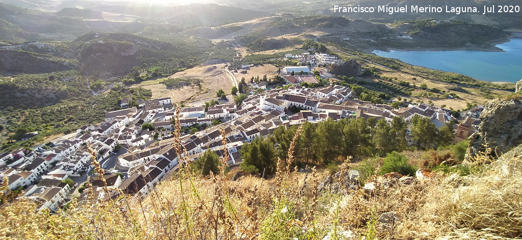 Zahara de la Sierra - Zahara de la Sierra. Desde el Castillo