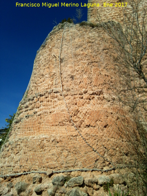 Castillo de Torres - Castillo de Torres. Refuerzo esquinero circular