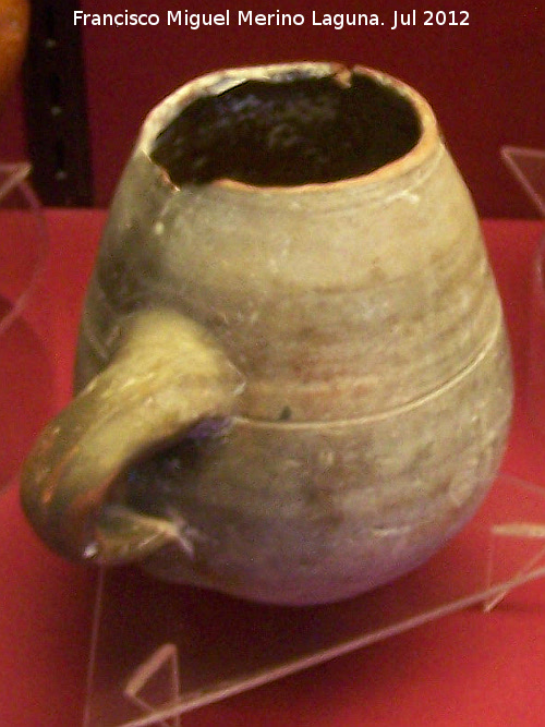 Historia de beda - Historia de beda. Jarra poca moderna. Museo Arqueolgico de beda
