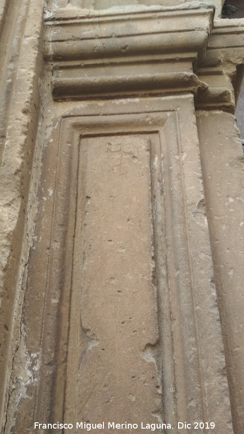 Iglesia de Santo Domingo - Iglesia de Santo Domingo. Situaci�n de una de las cruces