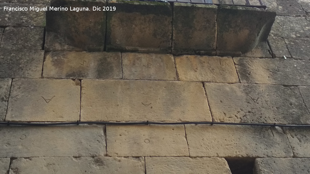 Palacio de Don Francisco de los Cobos y Molina - Palacio de Don Francisco de los Cobos y Molina. Marcas de cantero