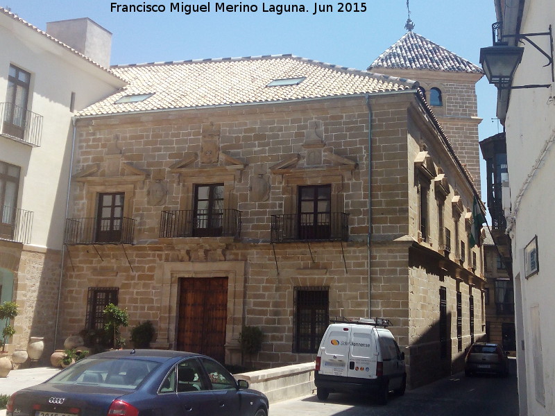 Palacio de los Condes de Guadiana - Palacio de los Condes de Guadiana. Fachada