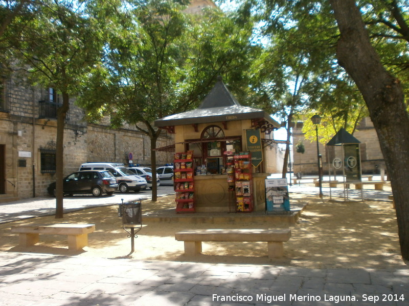 Plaza Vzquez de Molina - Plaza Vzquez de Molina. Kiosco