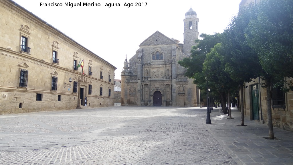 Plaza Vzquez de Molina - Plaza Vzquez de Molina. 