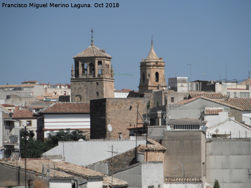 Muralla de beda - Muralla de beda. Torre de la Cava, la Torre del Reloj, y al fondo la Torre de la Santsima Trinidad