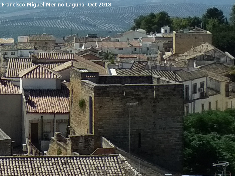 Muralla de beda - Muralla de beda. Desde la Torre del Reloj. Torren Muebles Trinidad y al fondo el Torren del Portillo del Santo Cristo