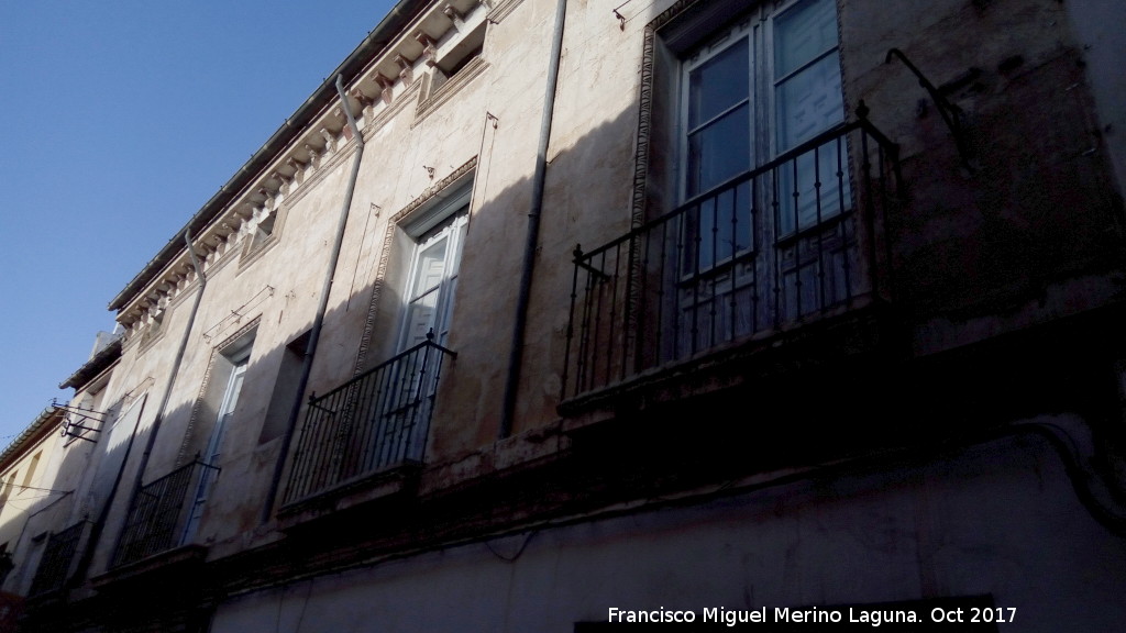 Casa de la Calle de las Monjas n 4 - Casa de la Calle de las Monjas n 4. Alero