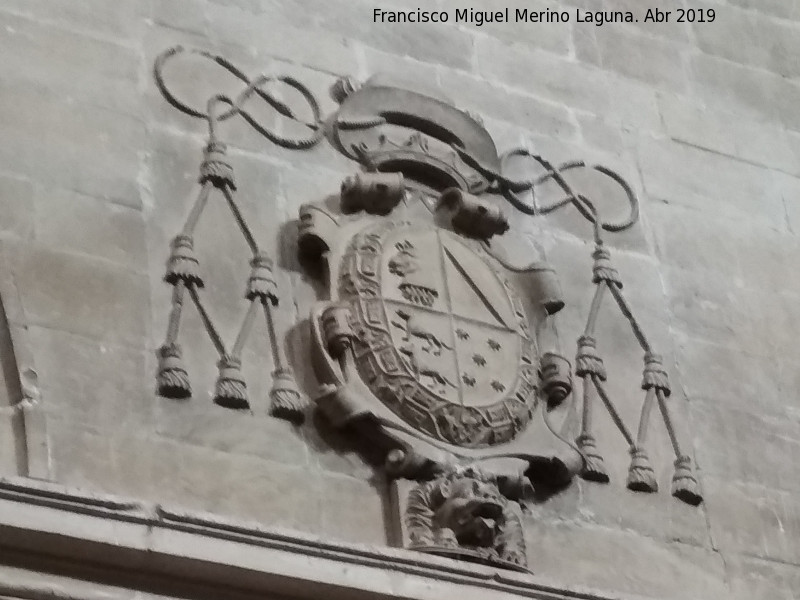 Iglesia de San Isidoro - Iglesia de San Isidoro. Escudo