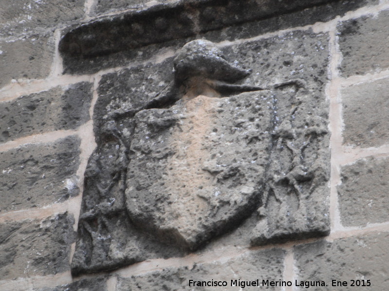 Iglesia de San Nicols de Bari - Iglesia de San Nicols de Bari. Escudo de obispo