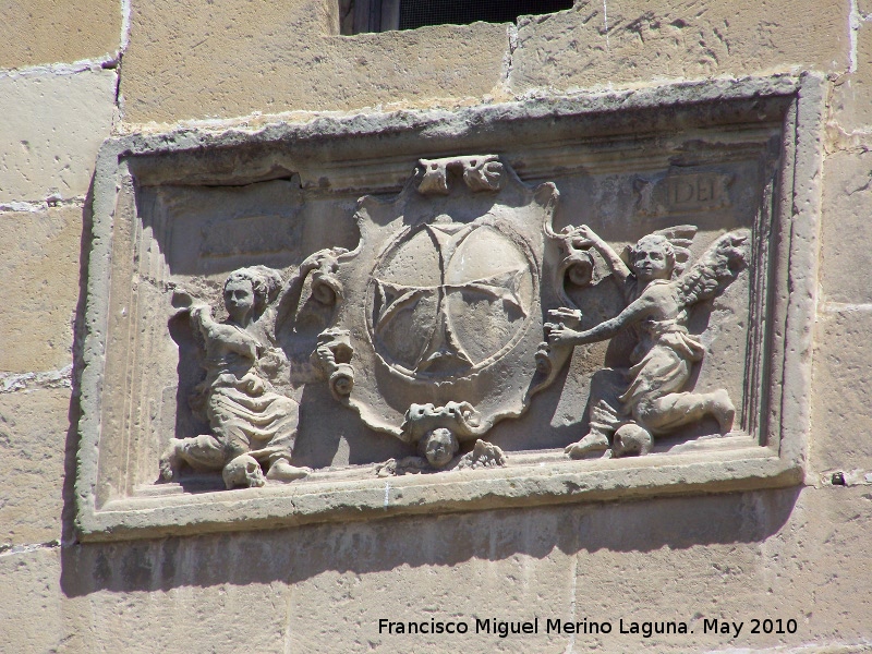 Iglesia y Convento de la Santsima Trinidad - Iglesia y Convento de la Santsima Trinidad. Escudo trinitario