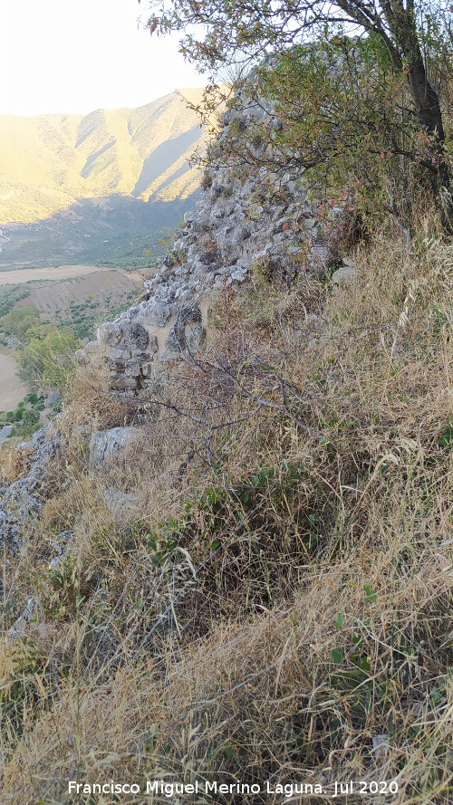 Castillo de Zahara de la Sierra - Castillo de Zahara de la Sierra. Torre�n