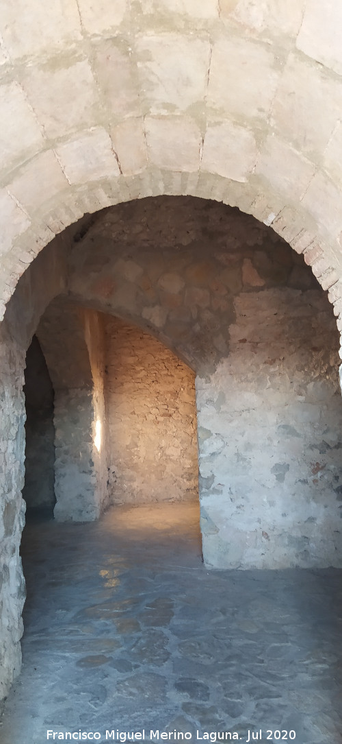Castillo de Zahara de la Sierra - Castillo de Zahara de la Sierra. Interior de la Torre del Homenaje