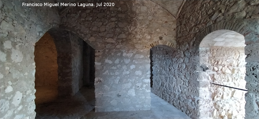 Castillo de Zahara de la Sierra - Castillo de Zahara de la Sierra. Primer piso de la Torre del Homenaje
