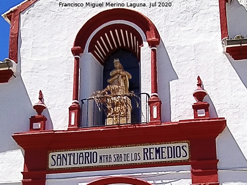 Santuario de los Remedios - Santuario de los Remedios. Hornacina y nombre